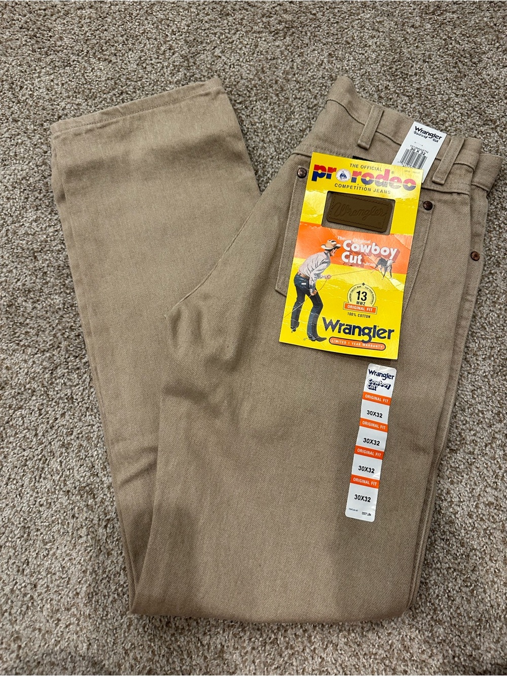 Wrangler Men's Cowboy Cut Jeans in Tan